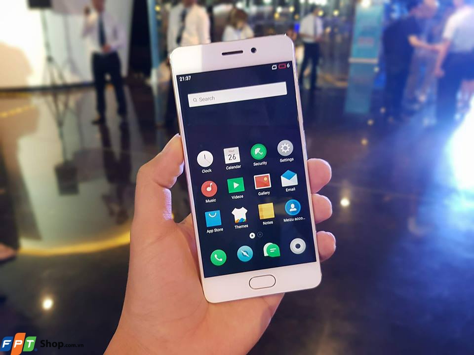 trên tay Meizu Pro 7 FPT Shop