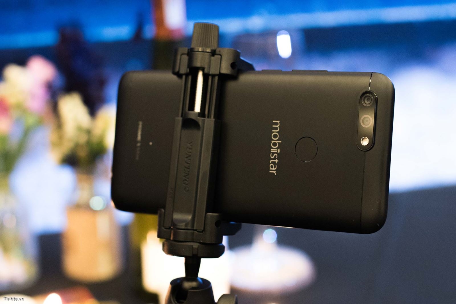 trên tay Mobiistar Prime X Max