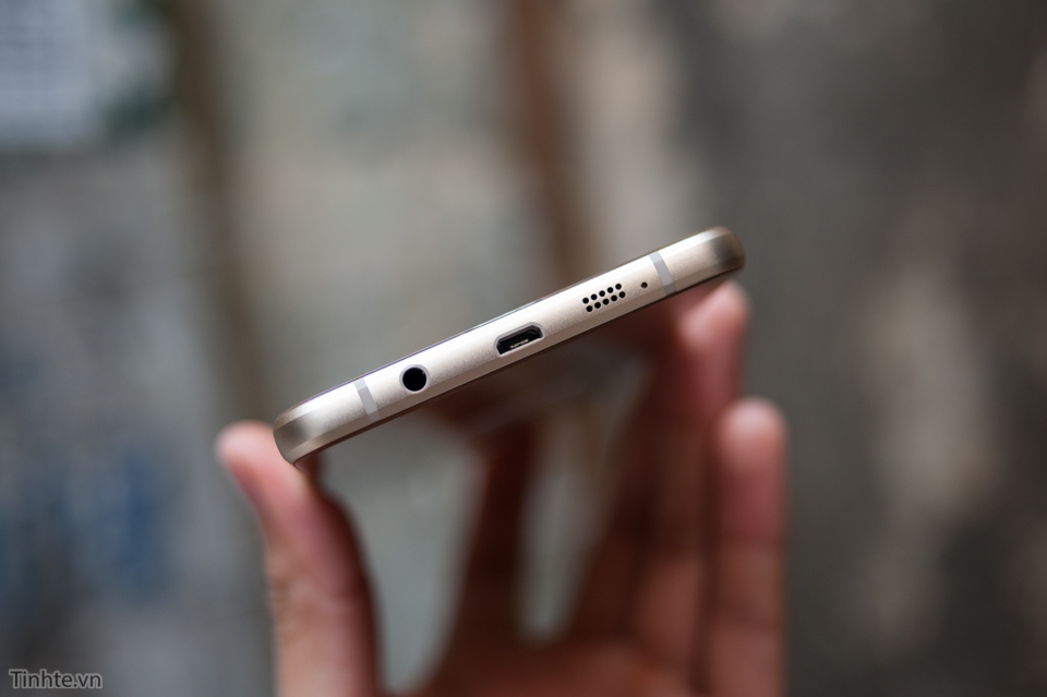 tren tay Samsung Galaxy A9 Pro