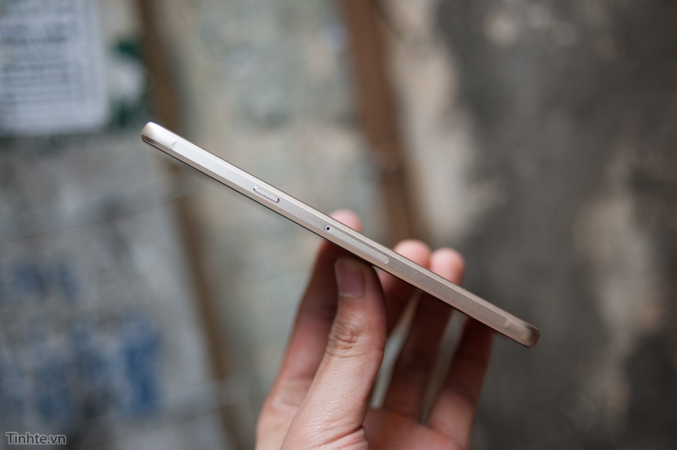 tren tay Samsung Galaxy A9 Pro