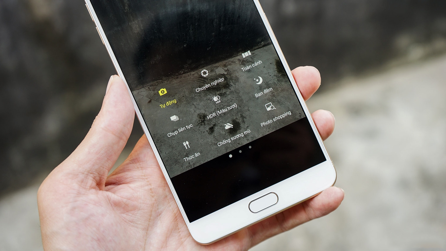 tren tay samsung galaxy c9 pro