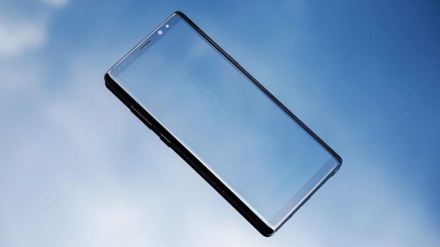 trên tay Samsung Galaxy Note8