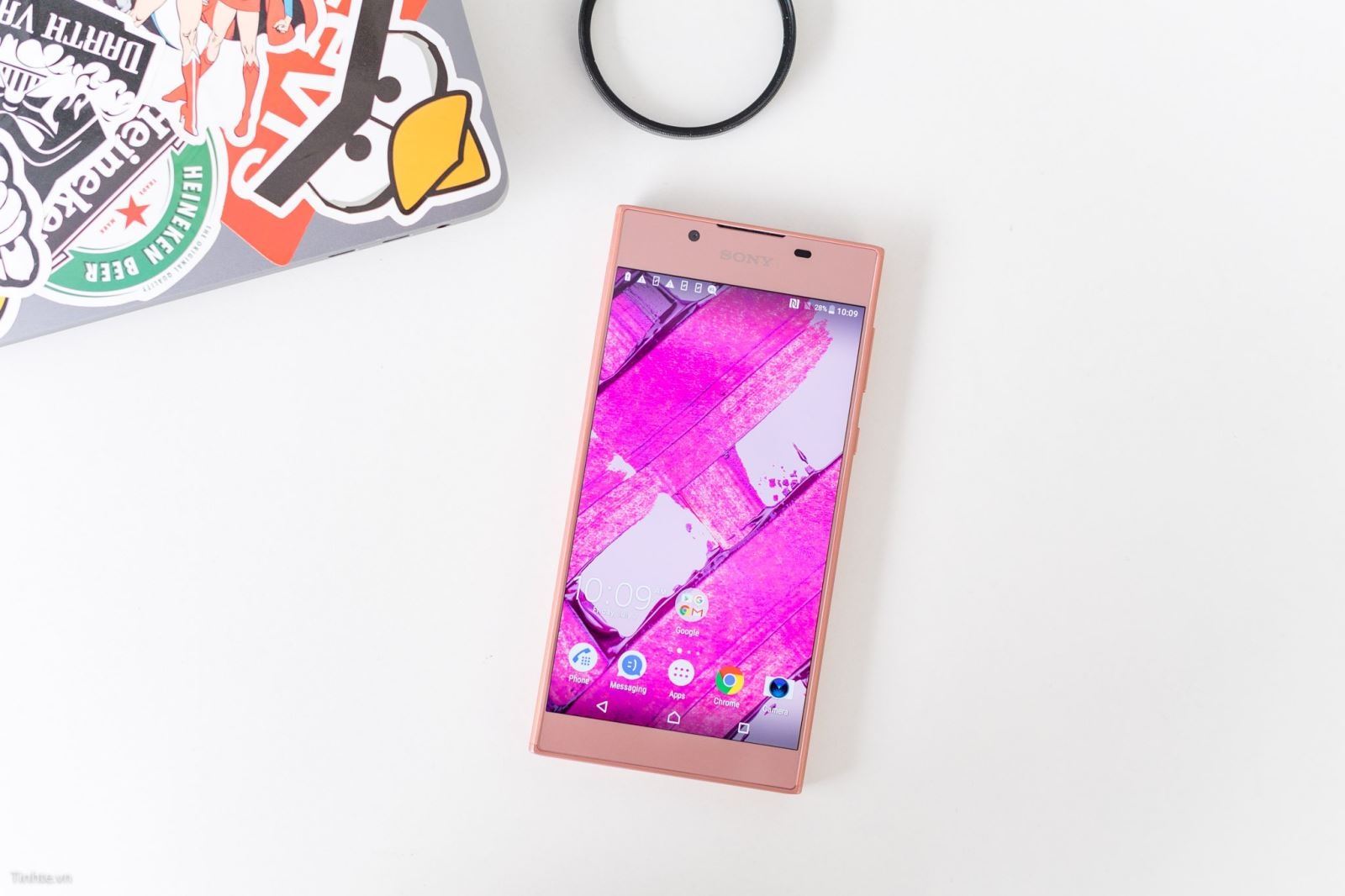 trên tay Sony Xperia L1