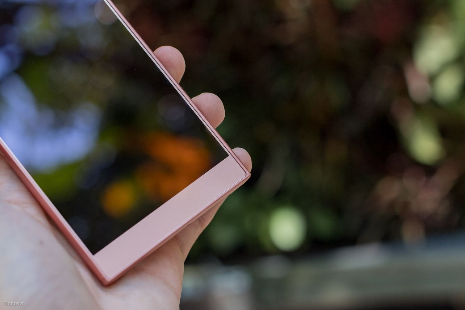 trên tay Sony Xperia L1
