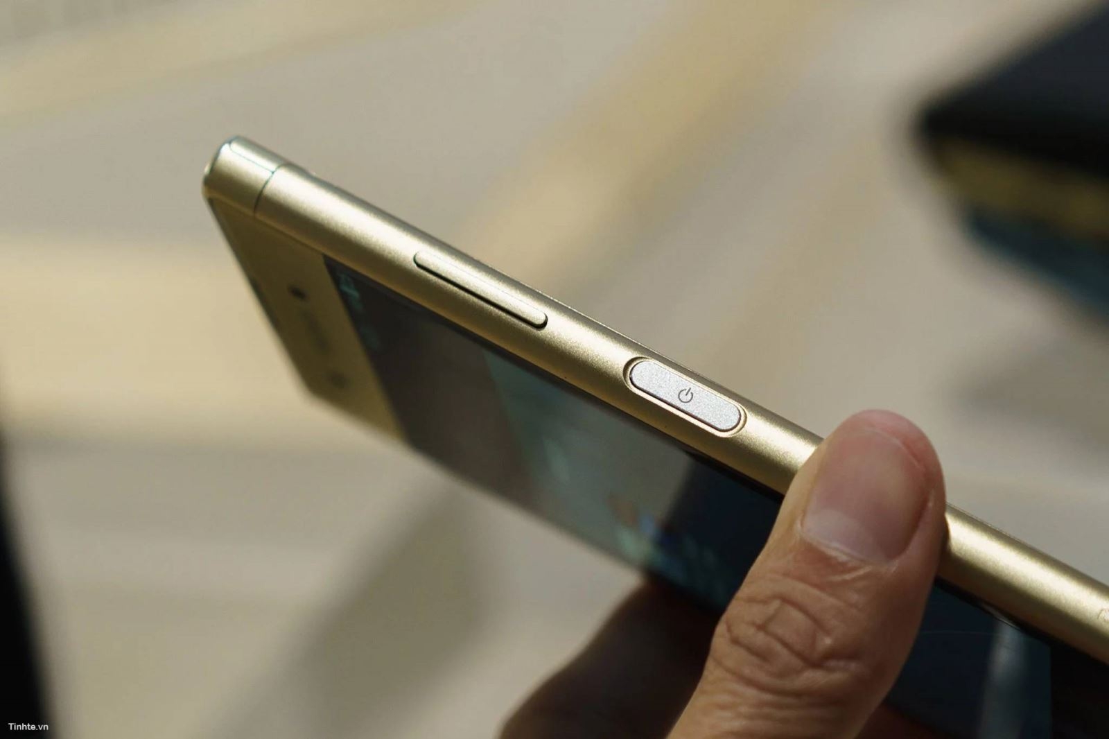 Có nên mua Sony Xperia XA1 Plus