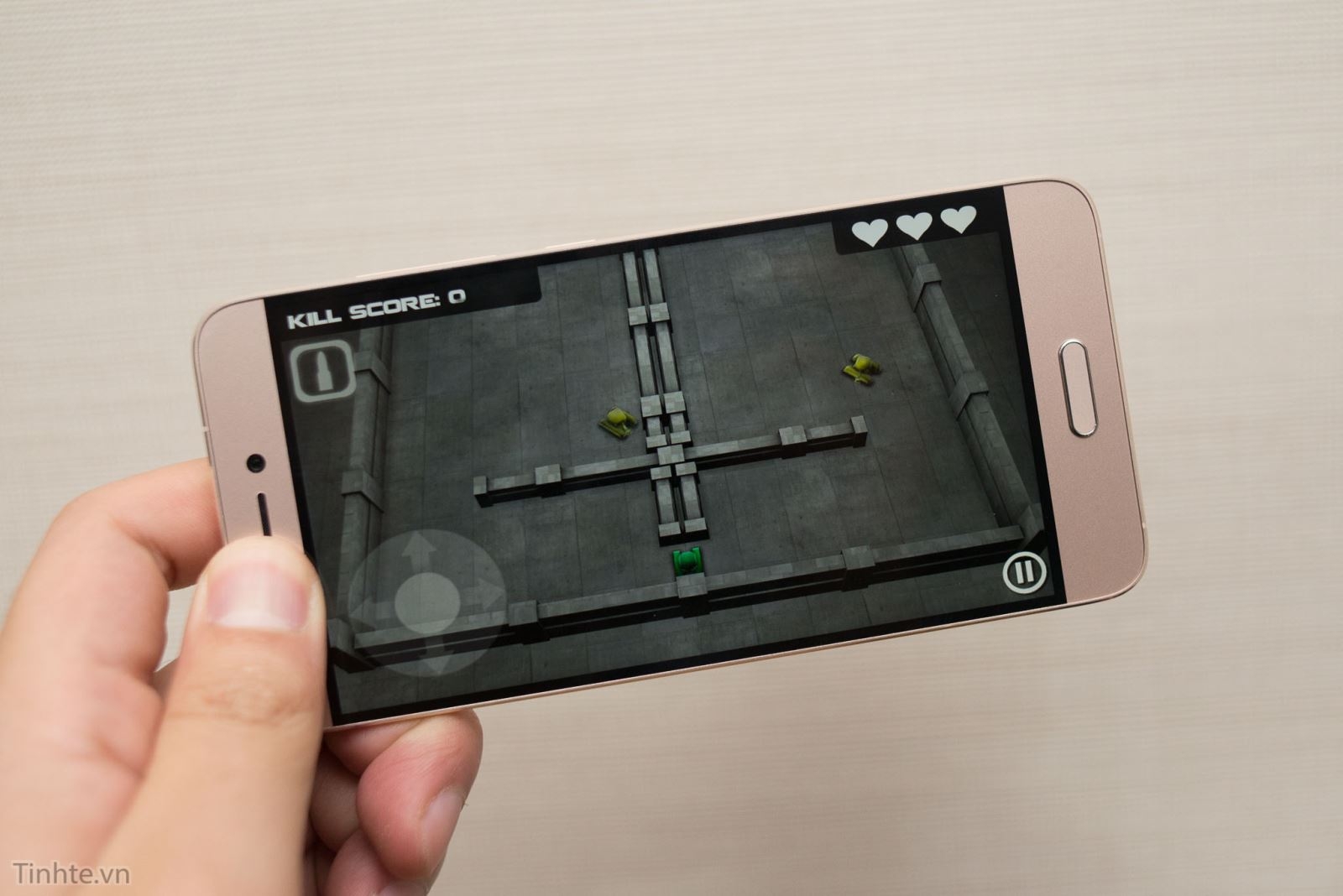 Trên tay Xiaomi Mi 5 vàng