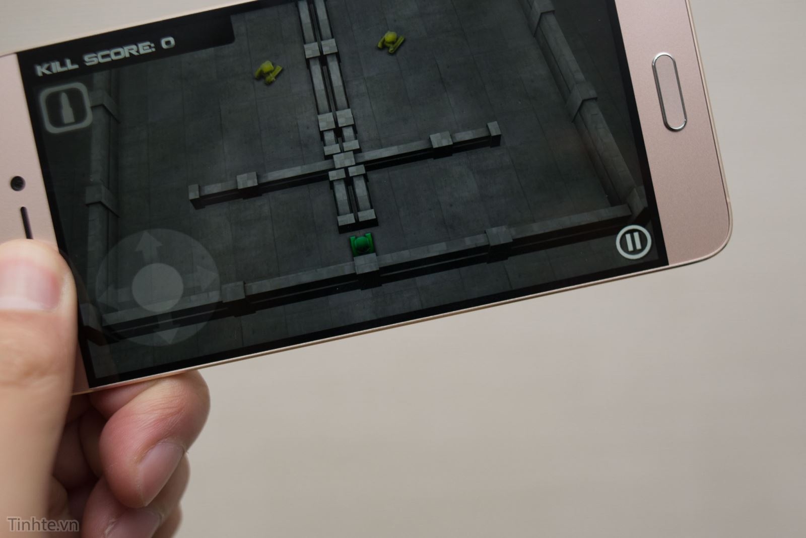 Trên tay Xiaomi Mi 5 vàng