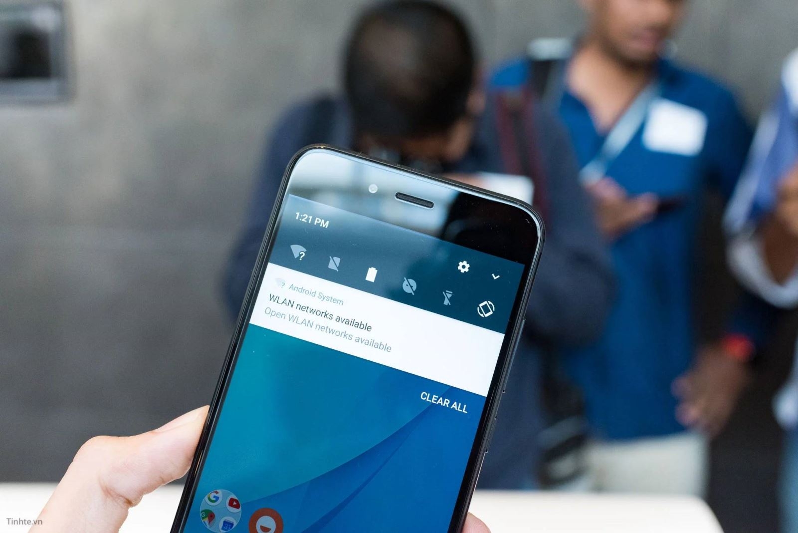 trên tay Xiaomi Mi A1