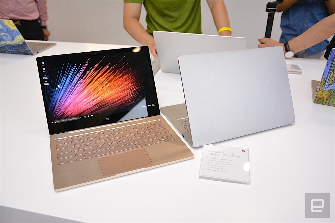 Trên tay Xiaomi Mi Notebook Air