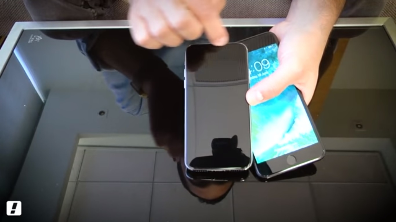 trên tay iPhone 8
