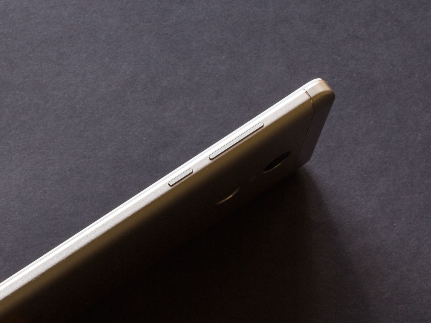đánh giá thiết kế xiaomi redmi note 4