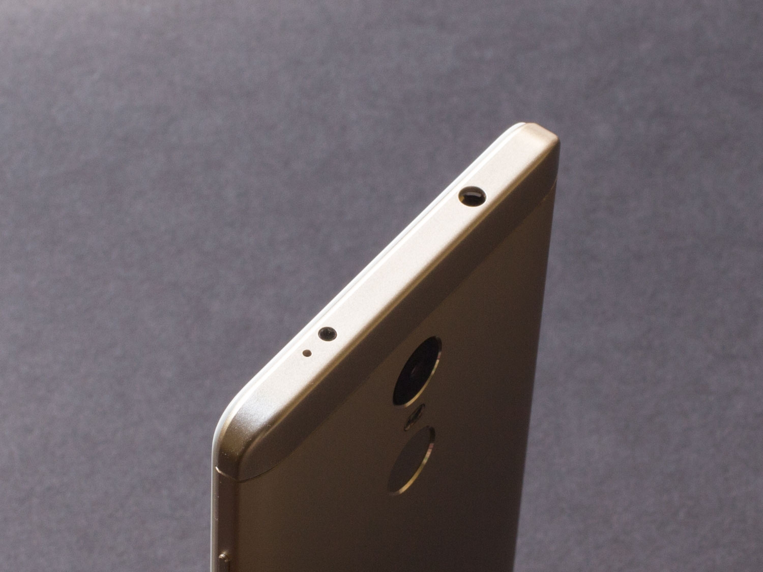 đánh giá thiết kế xiaomi redmi note 4