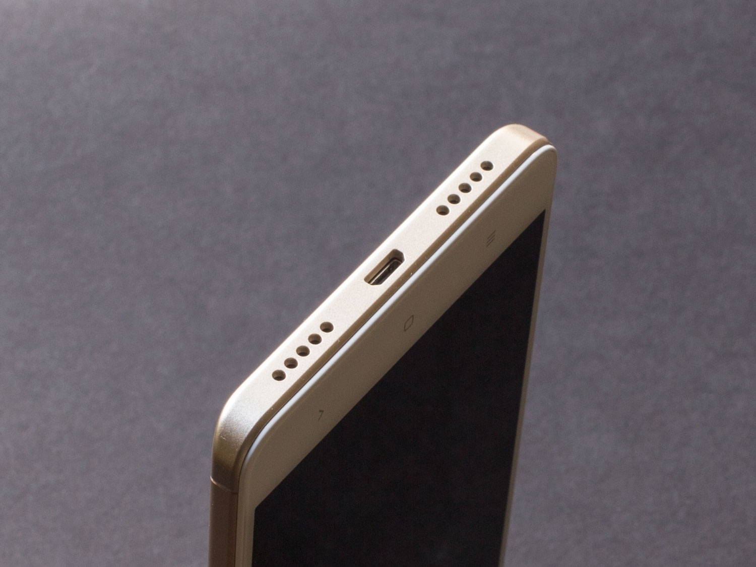 đánh giá thiết kế xiaomi redmi note 4