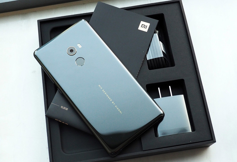 Xiaomi Mi MIX 2 lập kỷ lục đặt hàng
