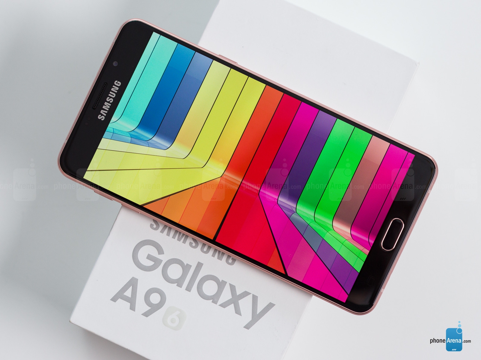 Top 4 điện thoại Samsung màn hình lớn từ 5.7 inch trở lên 3 Top 4 điện thoại Samsung màn hình lớn từ 5.7 inch trở lên