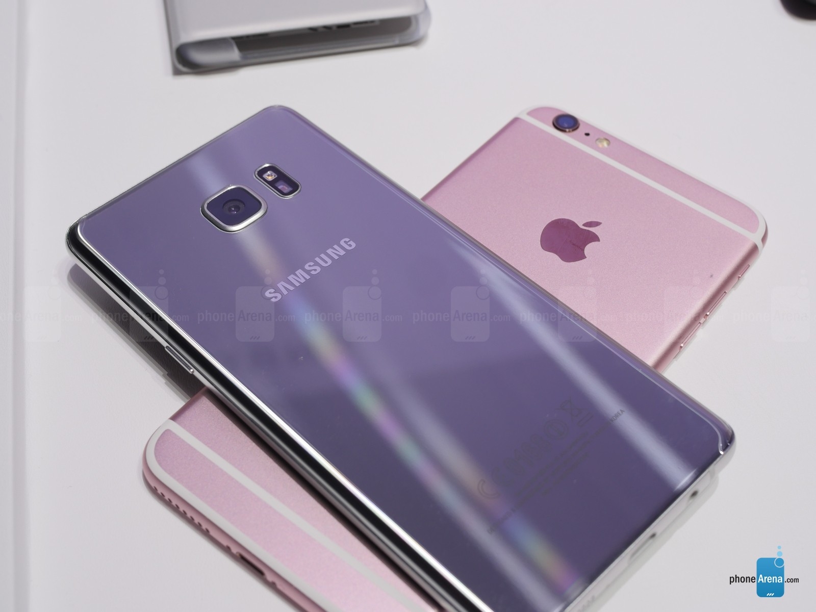 So sánh thiết kế Galaxy Note 7 với iPhone 6s Plus 7