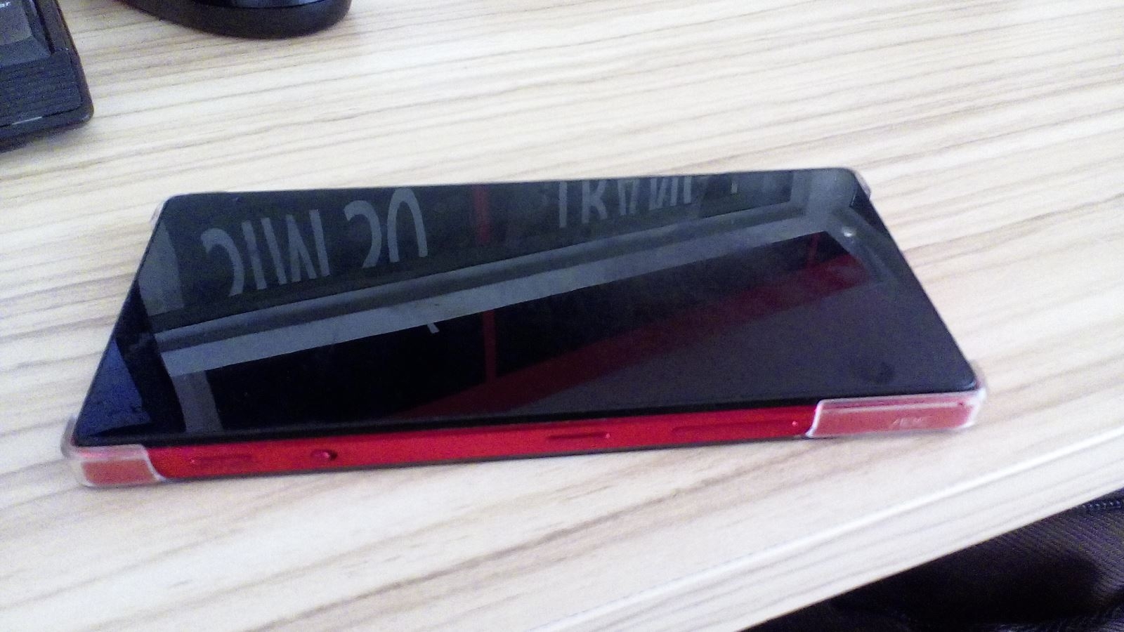 Đánh giá smartphone Philips V377