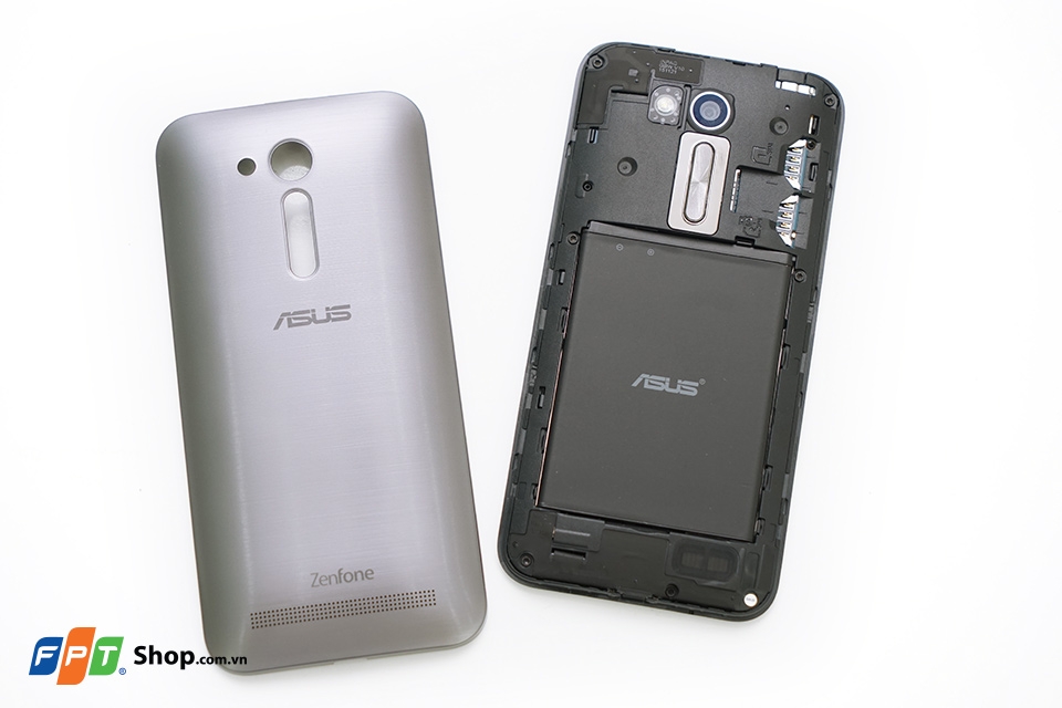 Mở hộp và trên tay Asus Zenfone Go (ZB452KG)