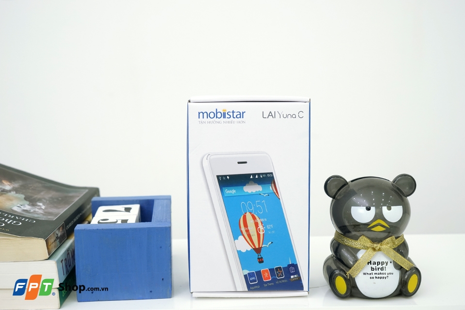 Mở hộp và trên tay Mobiistar LAI Yuna C