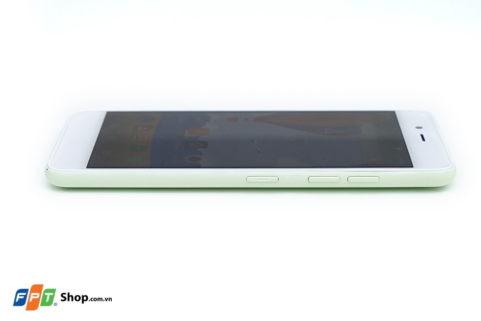 Mở hộp và trên tay Mobiistar LAI Yuna C