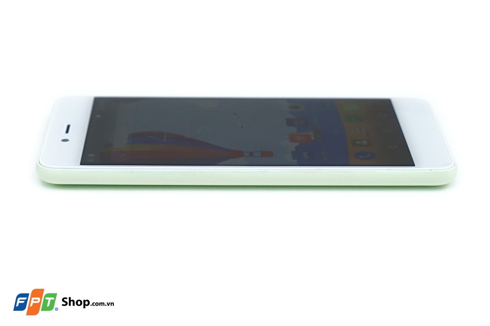 Mở hộp và trên tay Mobiistar LAI Yuna C