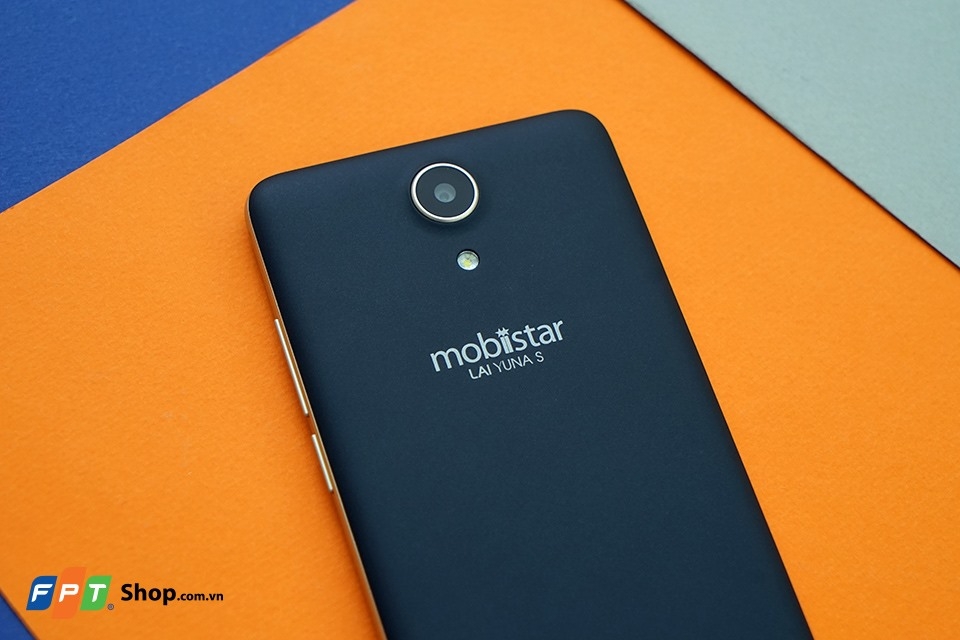 So sánh Mobiistar LAI Yuna S và Philips S358 So sánh Mobiistar LAI Yuna S và Philips S358