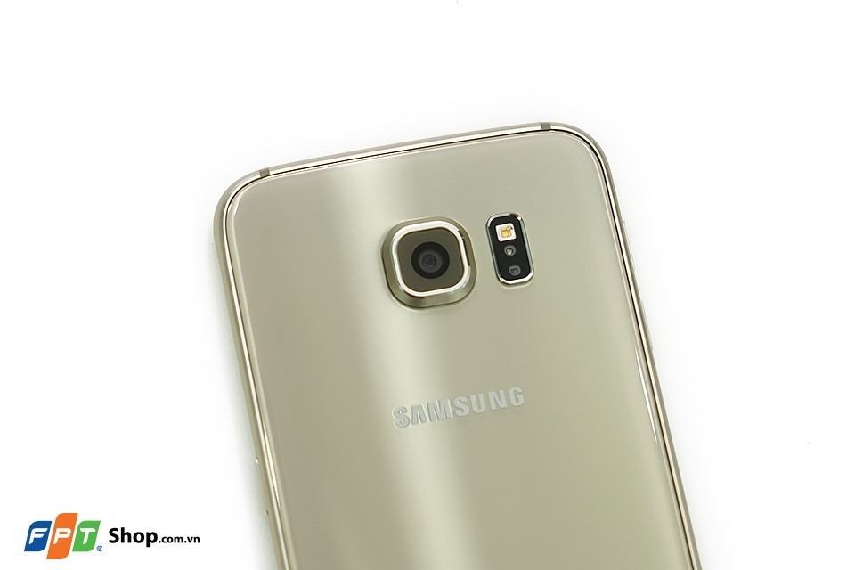 Vì sao Galaxy S6 vẫn gây sốt dù ra mắt đã lâu?