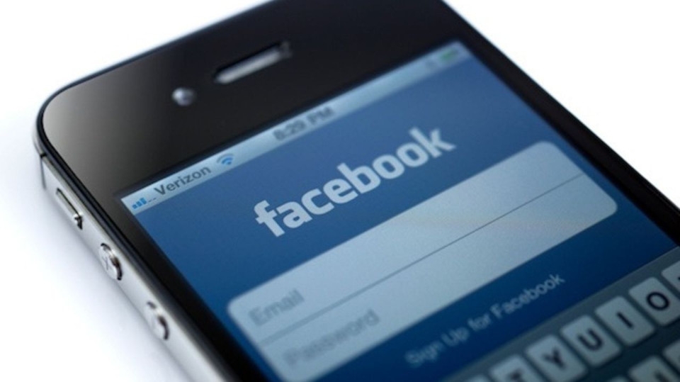 Hạn chế sử dụng hoặc xóa bỏ hoàn toàn ứng dụng Facebook