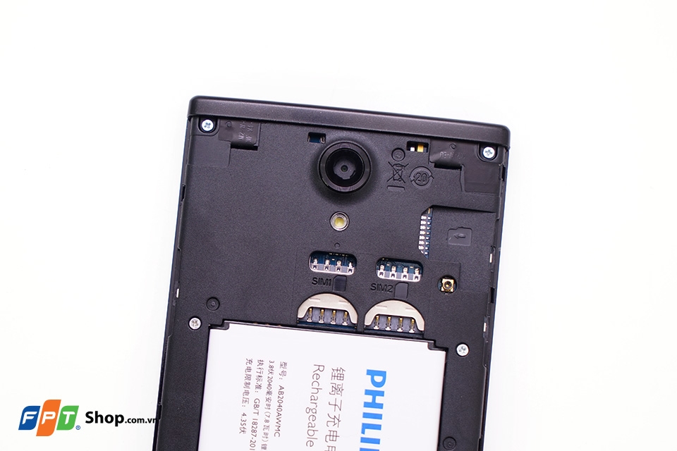 Trên tay smartphone Philips S398 tại FPT Shop Trên tay smartphone Philips S398 tại FPT Shop