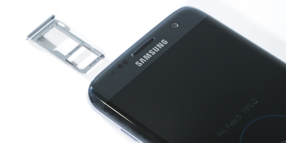 Sẽ không thể cài ứng dụng lên thẻ nhớ trên Galaxy S7, Galaxy S7 edge và LG G5!