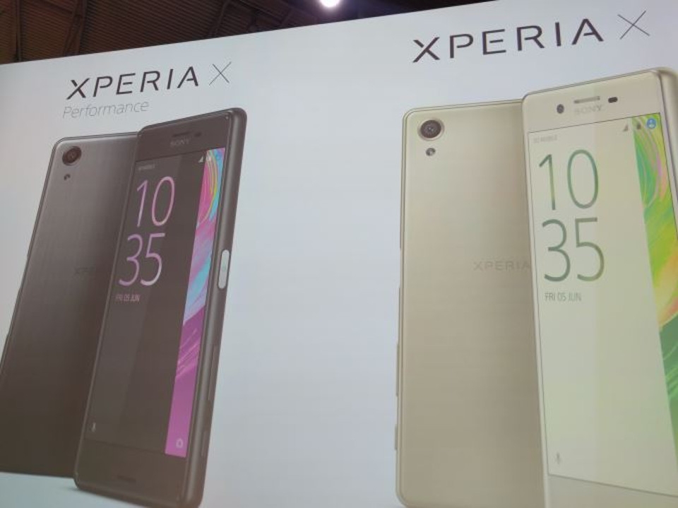 [WMC 2016] Sony trình làng dòng smartphone mới Xperia X