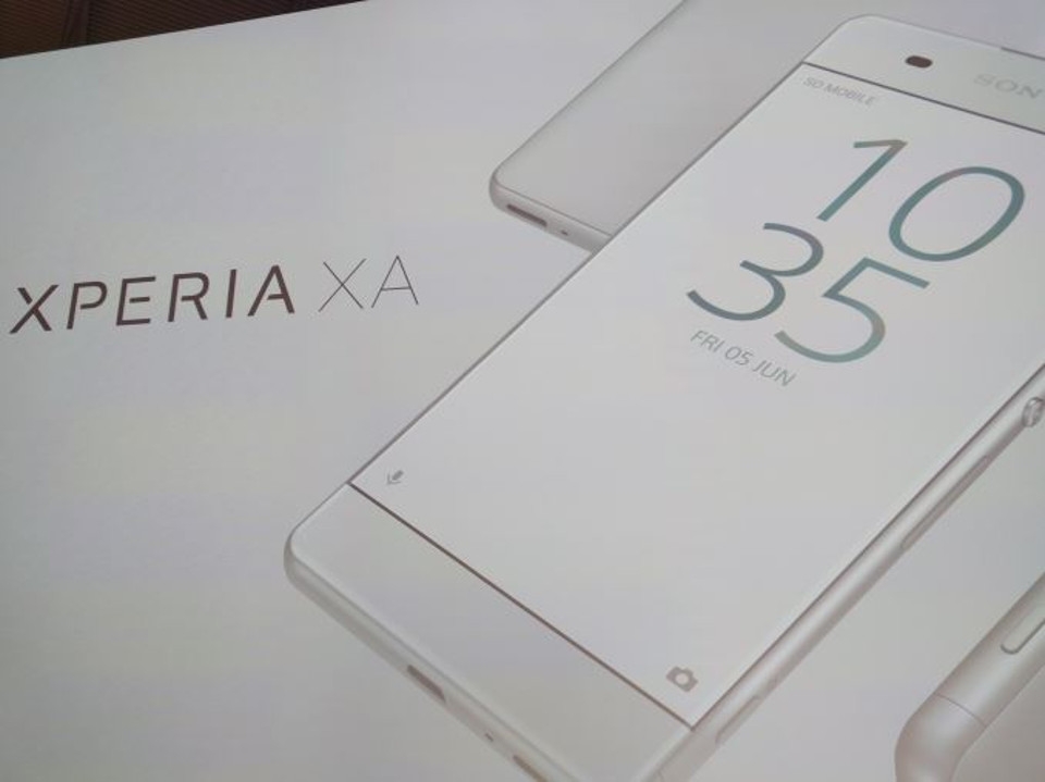 [WMC 2016] Sony trình làng dòng smartphone mới Xperia X