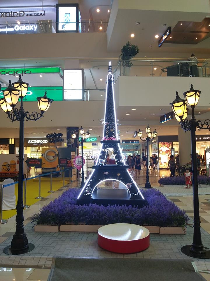 Vòng quanh Sài Gòn trải nghiệm nhanh camera HTC 10 EVO: Cameraphone ấn tượng nhất trong phân khúc 6 triệu đồng Vòng quanh Sài Gòn trải nghiệm nhanh camera HTC 10 EVO: Cameraphone ấn tượng nhất trong phân khúc 6 triệu đồng