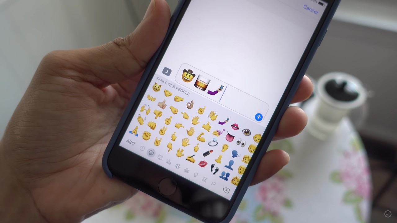 iOS 10.2.1 chính thức ra mắt, lỗi hao pin đã được khắc phục iOS 10.2.1 chính thức ra mắt, lỗi hao pin đã được khắc phục