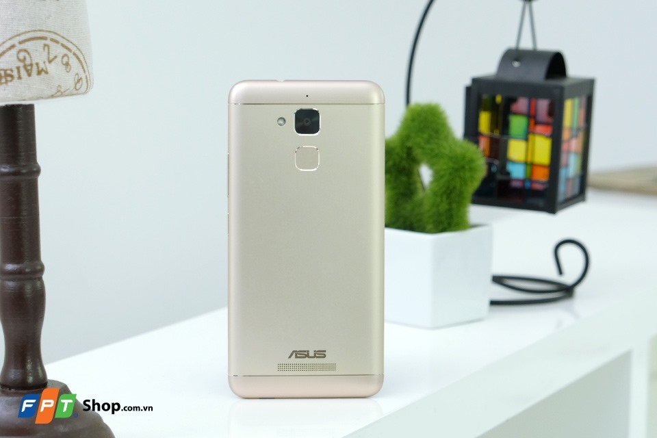 Những smartphone pin trâu đáng mua trong tầm giá 4-6 triệu Những smartphone pin trâu đáng mua trong tầm giá 4-6 triệu