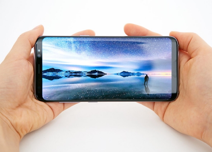 10 yếu tố giúp Galaxy S8 đánh bại iPhone 7