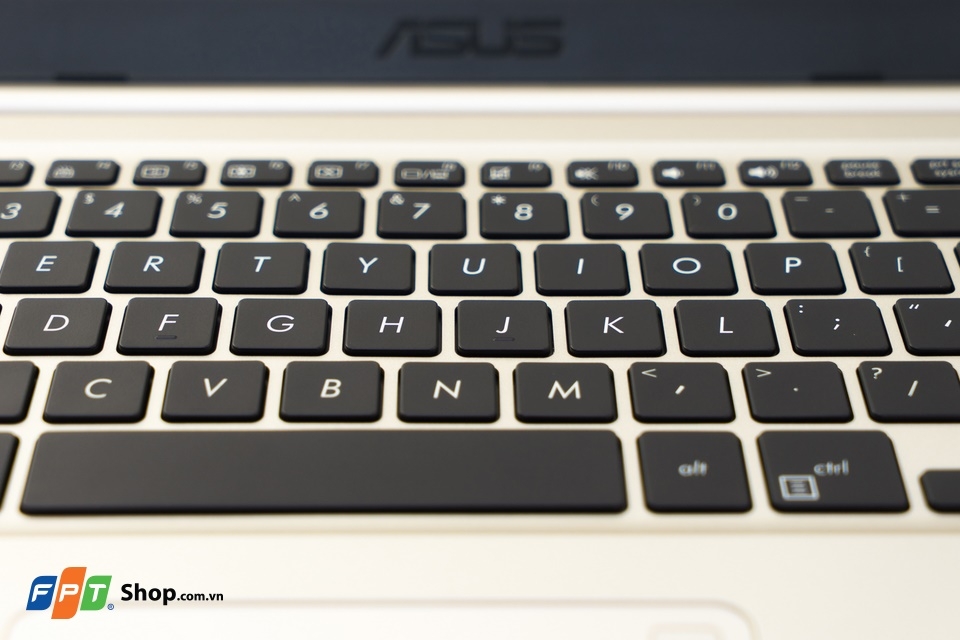 Trên tay Asus Vivobook S15 S510UQ-BQ001T