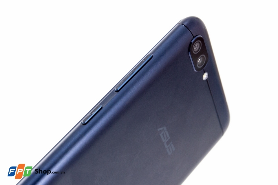 Mở hộp Zenfone 4 Max Pro