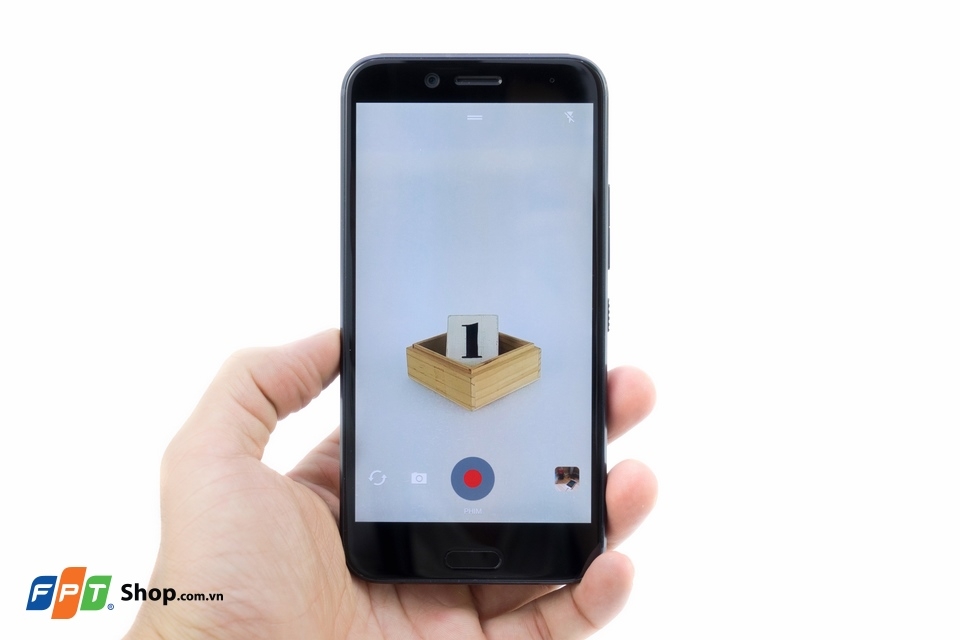 Đánh giá HTC 10 Evo