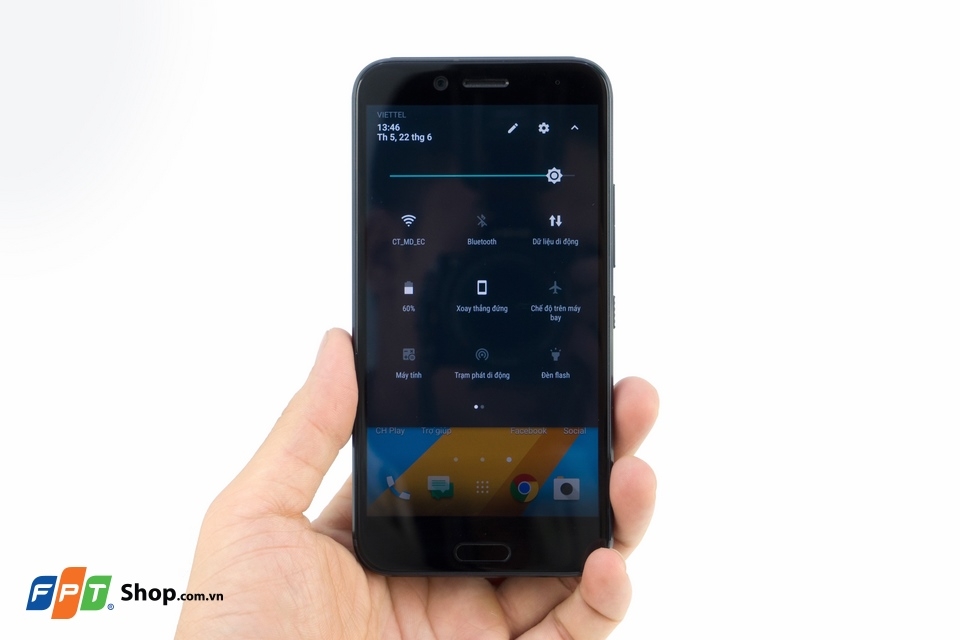 Đánh giá HTC 10 Evo