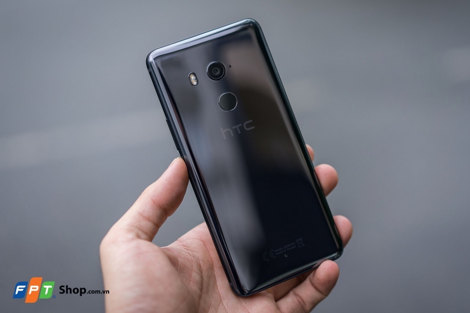 Trên tay HTC U11 Plus đầu tiên tại Việt Nam