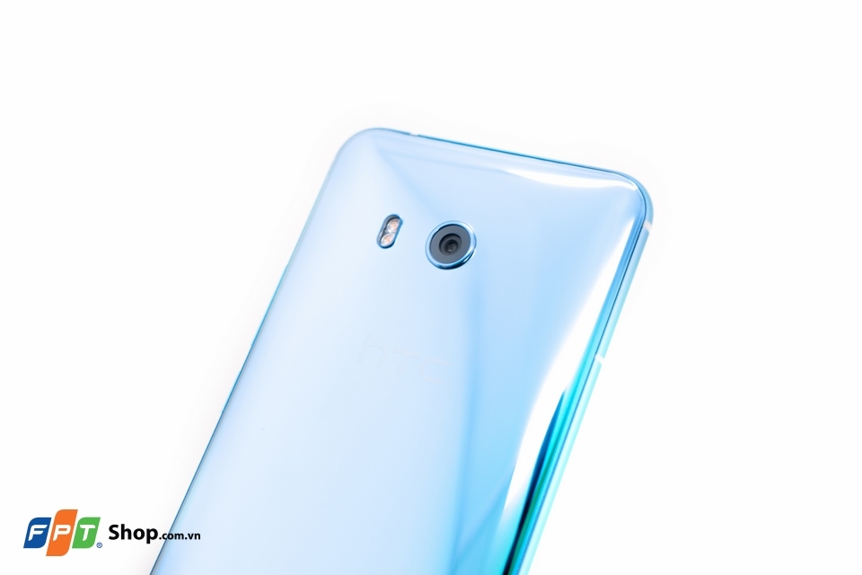 Trên tay HTC U11 ngay tại FPTShop