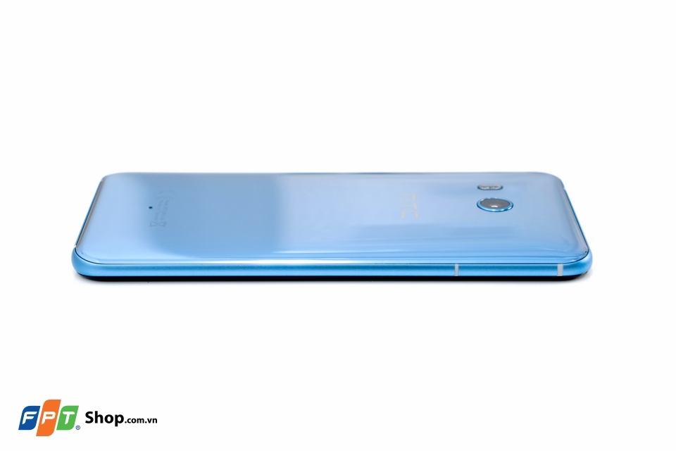 Trên tay HTC U11 ngay tại FPTShop