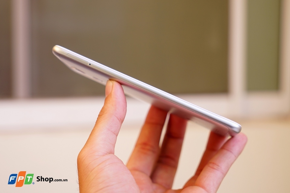 Trên tay Huawei Y7 Prime