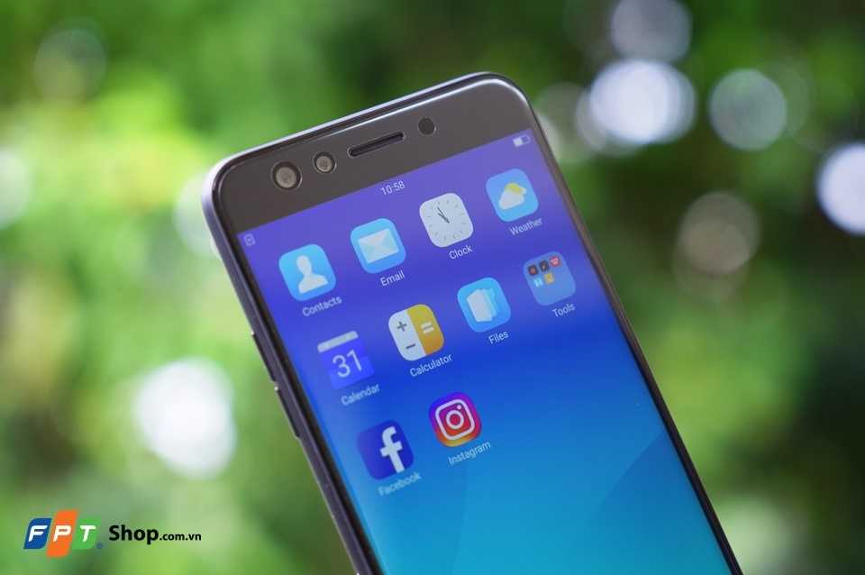 Trên tay OPPO F3 đen nhám