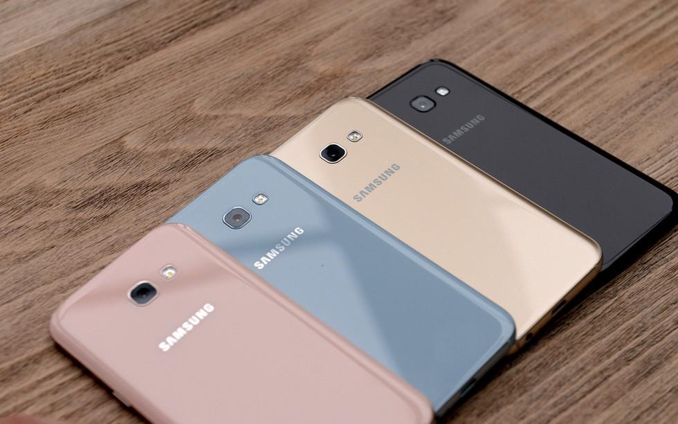 Samsung Galaxy A5 (2017) và Galaxy A8(2018) khác nhau như thế nào?