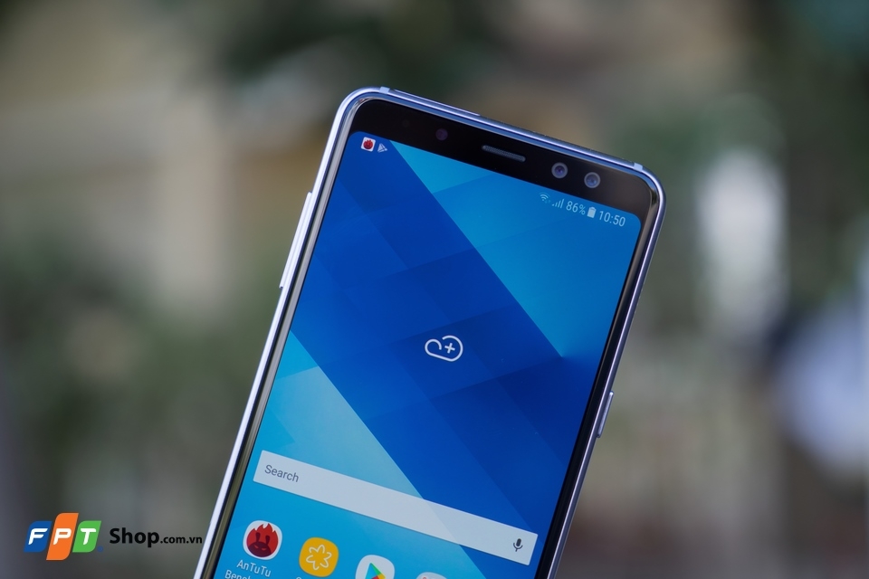 Trên tay Galaxy A8 (2018)