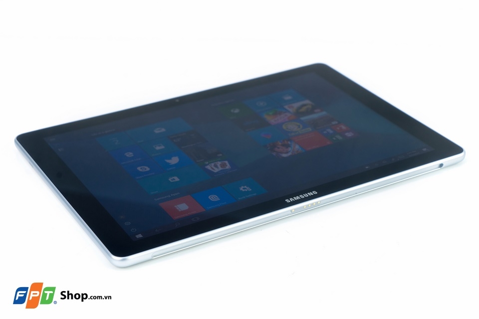 Trên tay Samsung Galaxy Book: Đối thủ nặng ký của Apple iPad