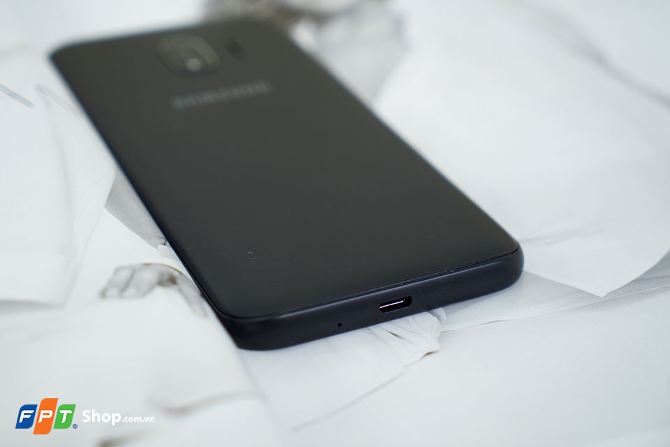 Trên tay Galaxy J2 Pro (2018)