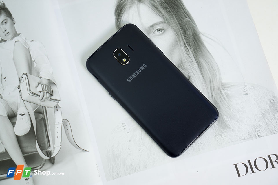 Trên tay Galaxy J2 Pro (2018)